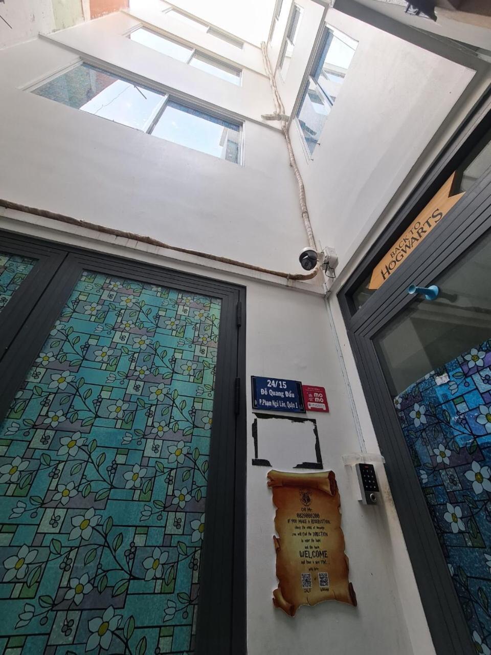 The Hidden Hogwarts - Nearly Bui Vien Walking Street Aparthotel Cidade de Ho Chi Minh Exterior foto